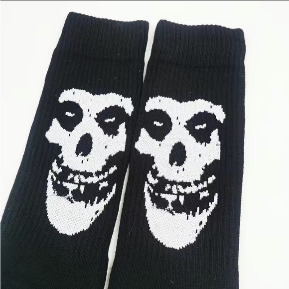 New misfits fiend skull socks - Picture 4 of 4